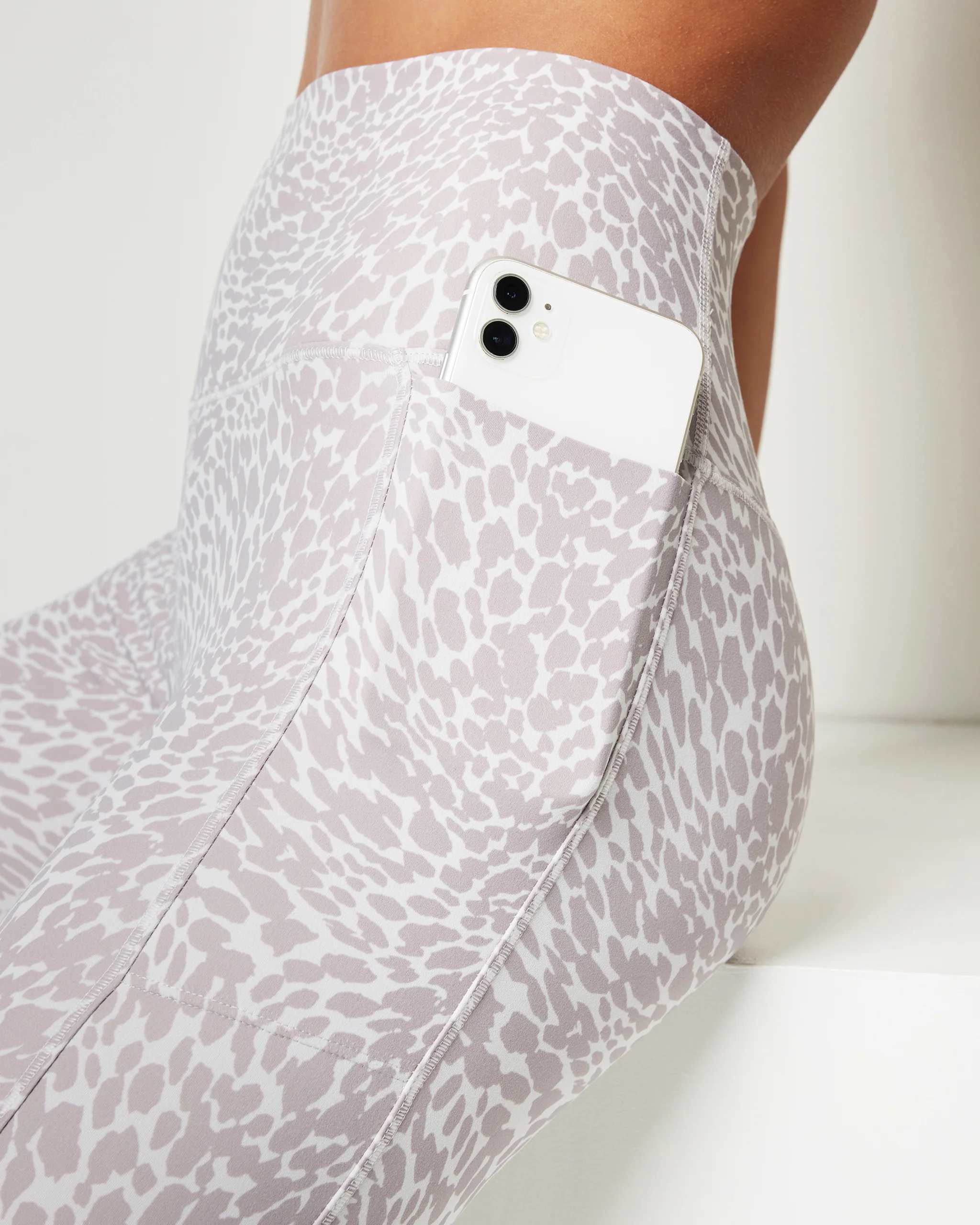 Studio Pocket Legging 4 Studio Pocket Legging